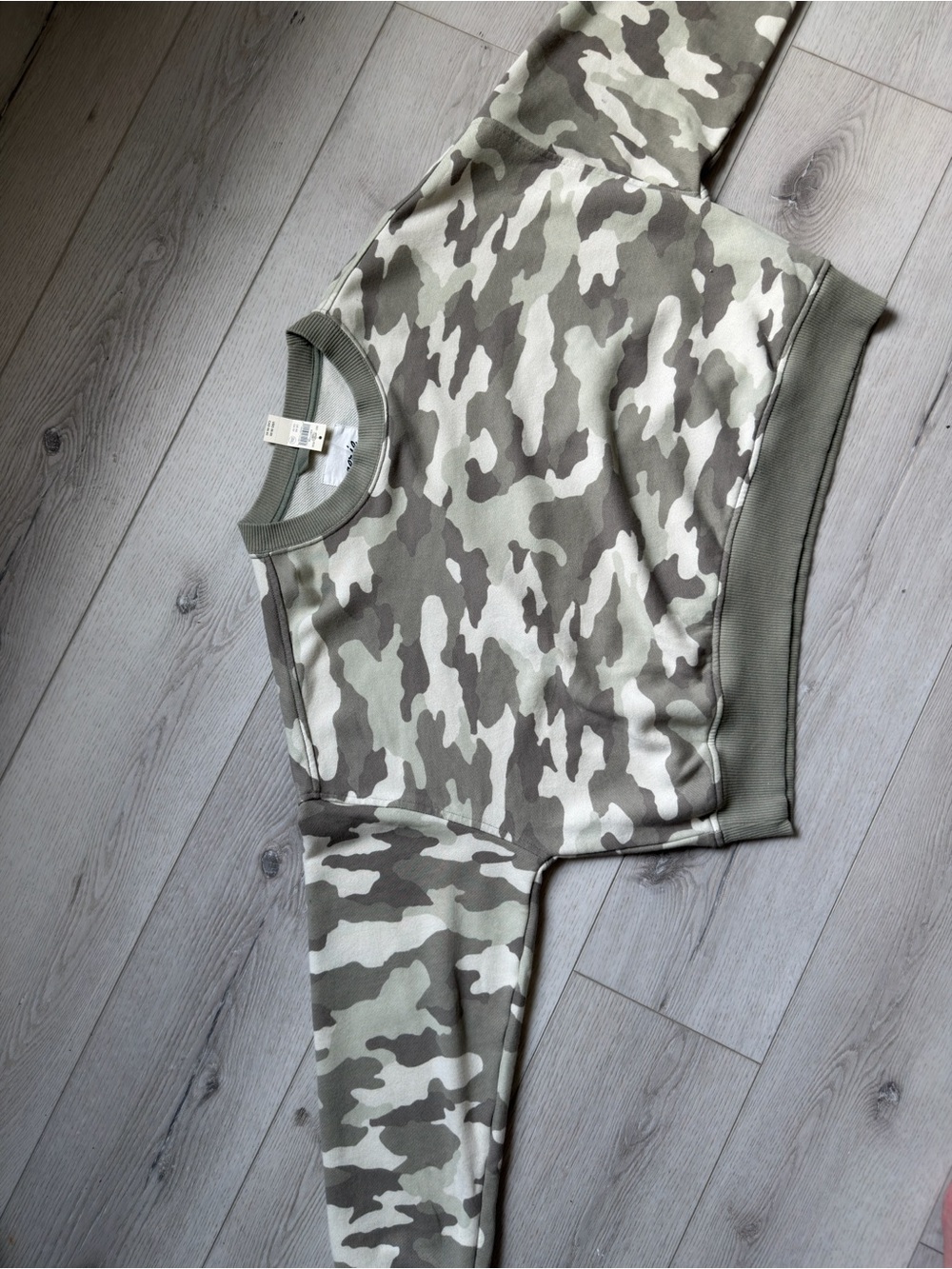 aerie new camo Sweatshirt